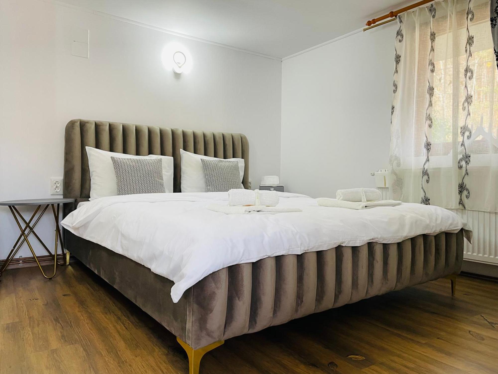 Casamaria Hotel Slanic Moldova Ngoại thất bức ảnh